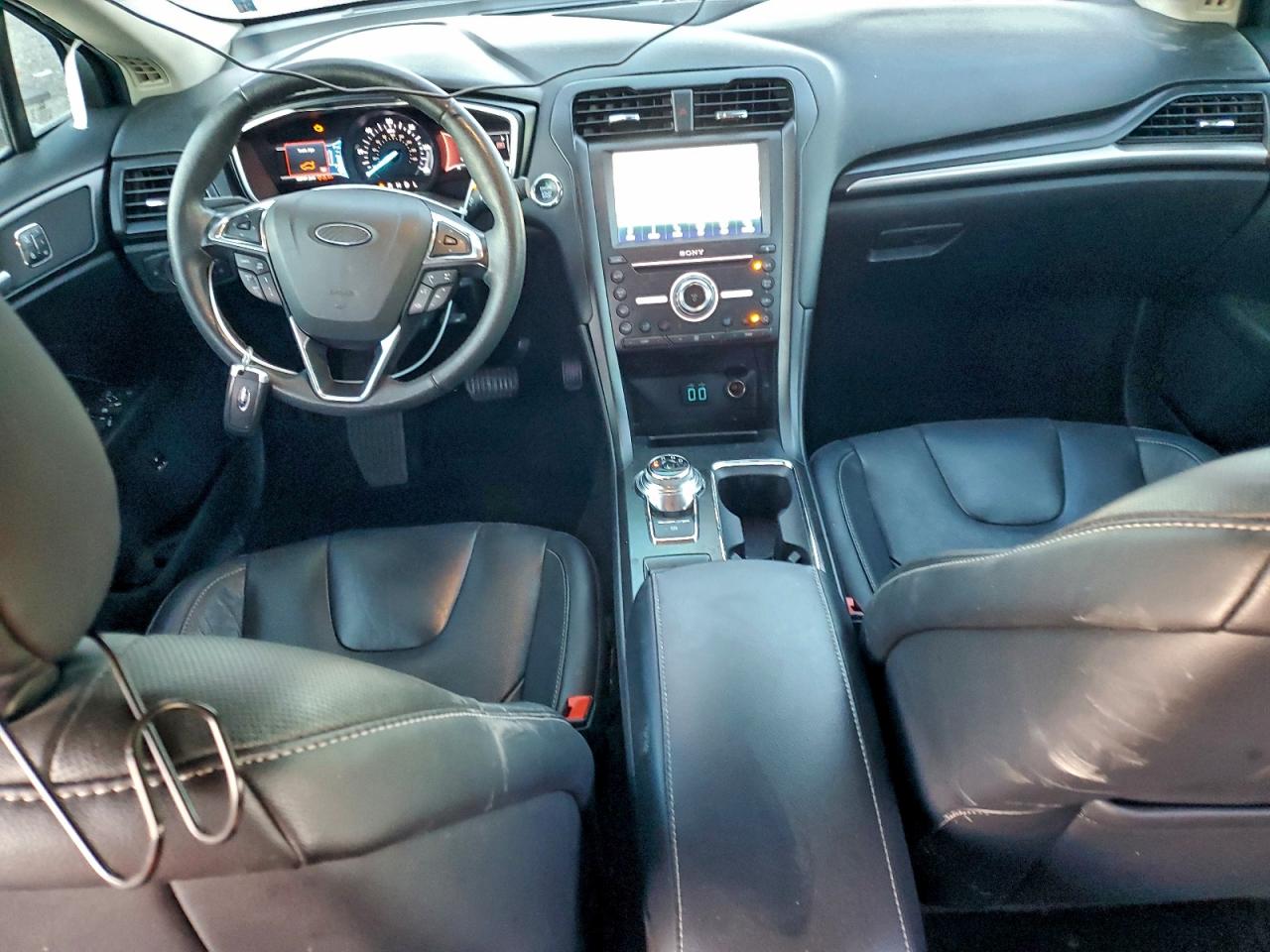 FORD FUSION TITANIUM