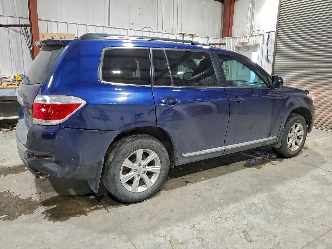 TOYOTA HIGHLANDER BASE