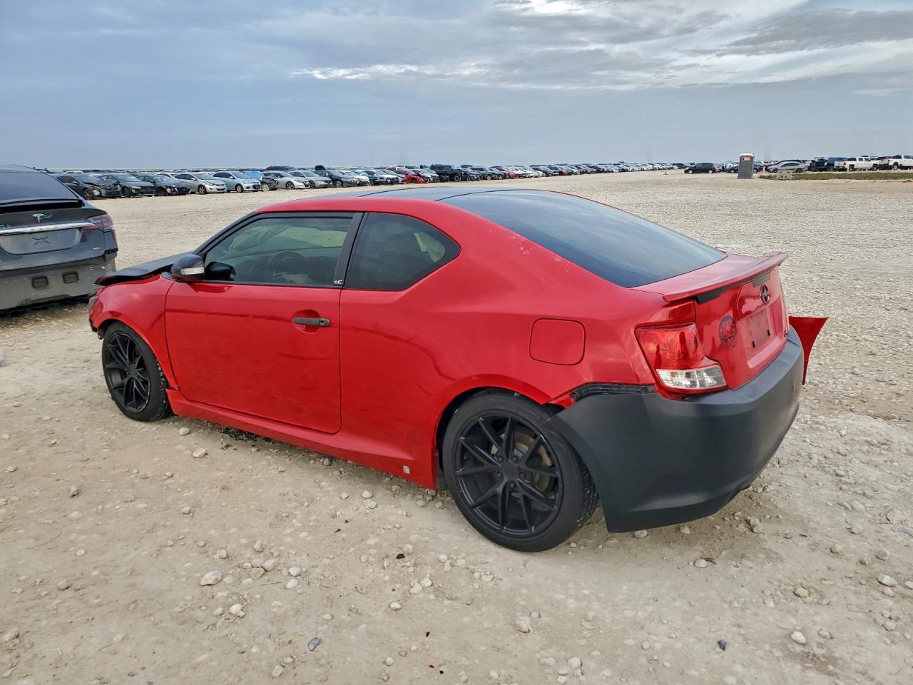 Lot #3309808425 2013 TOYOTA SCION TC