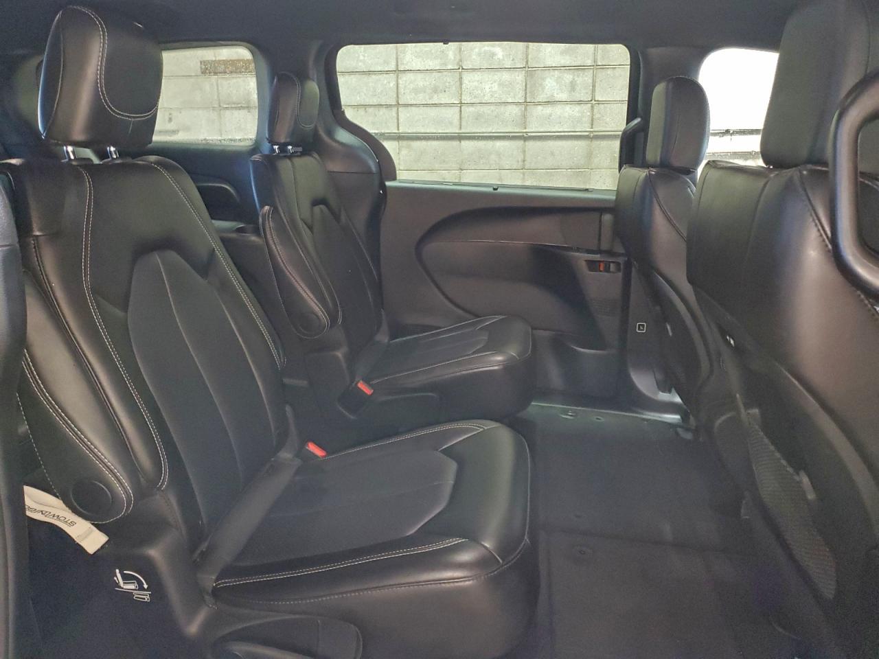 CHRYSLER PACIFICA SELECT