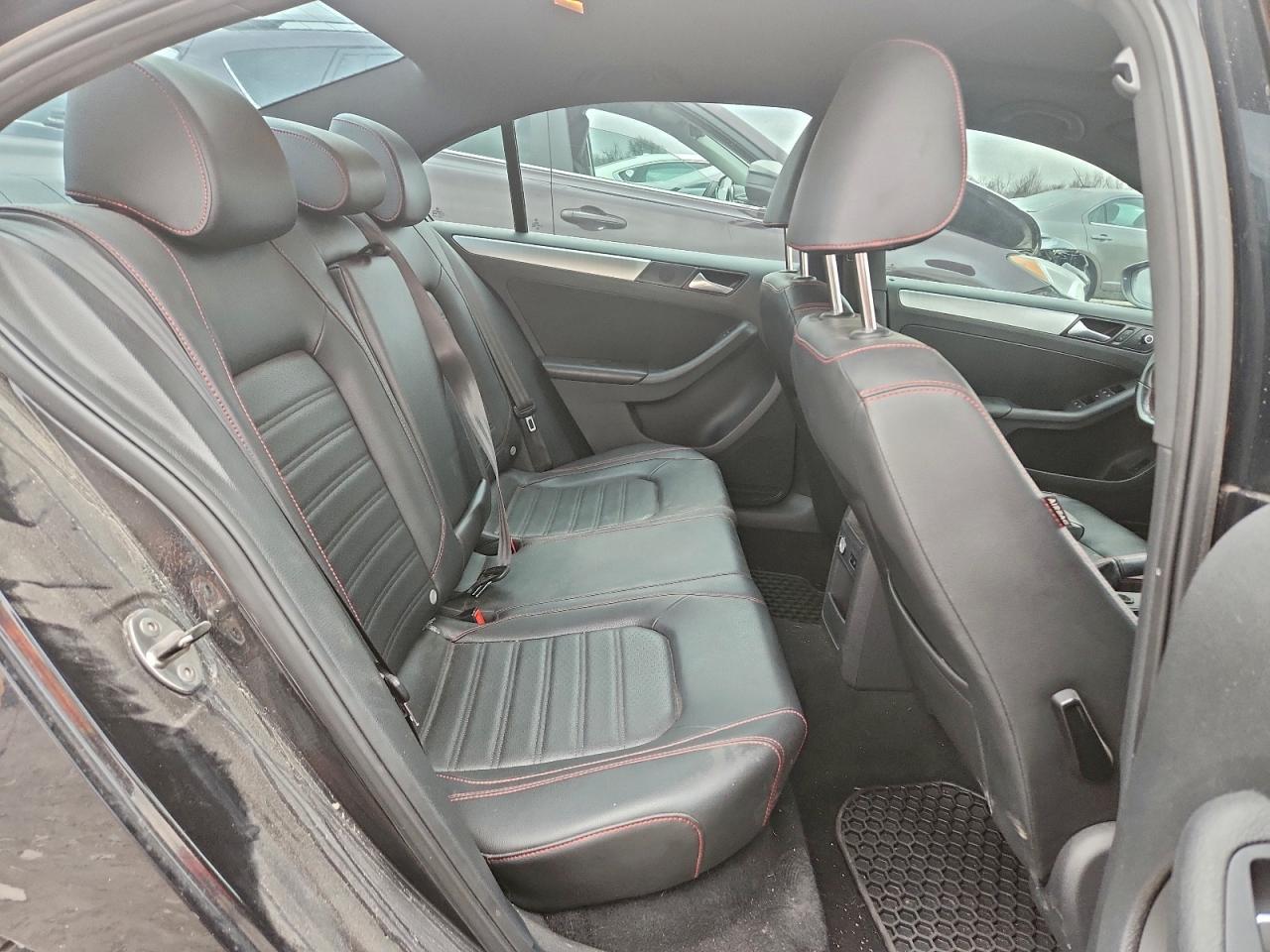 VOLKSWAGEN JETTA GLI