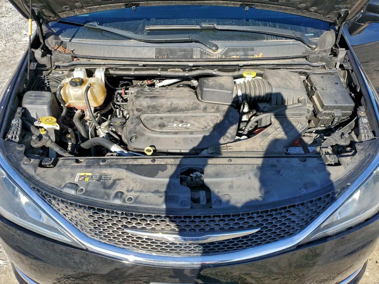 CHRYSLER PACIFICA TOURING L