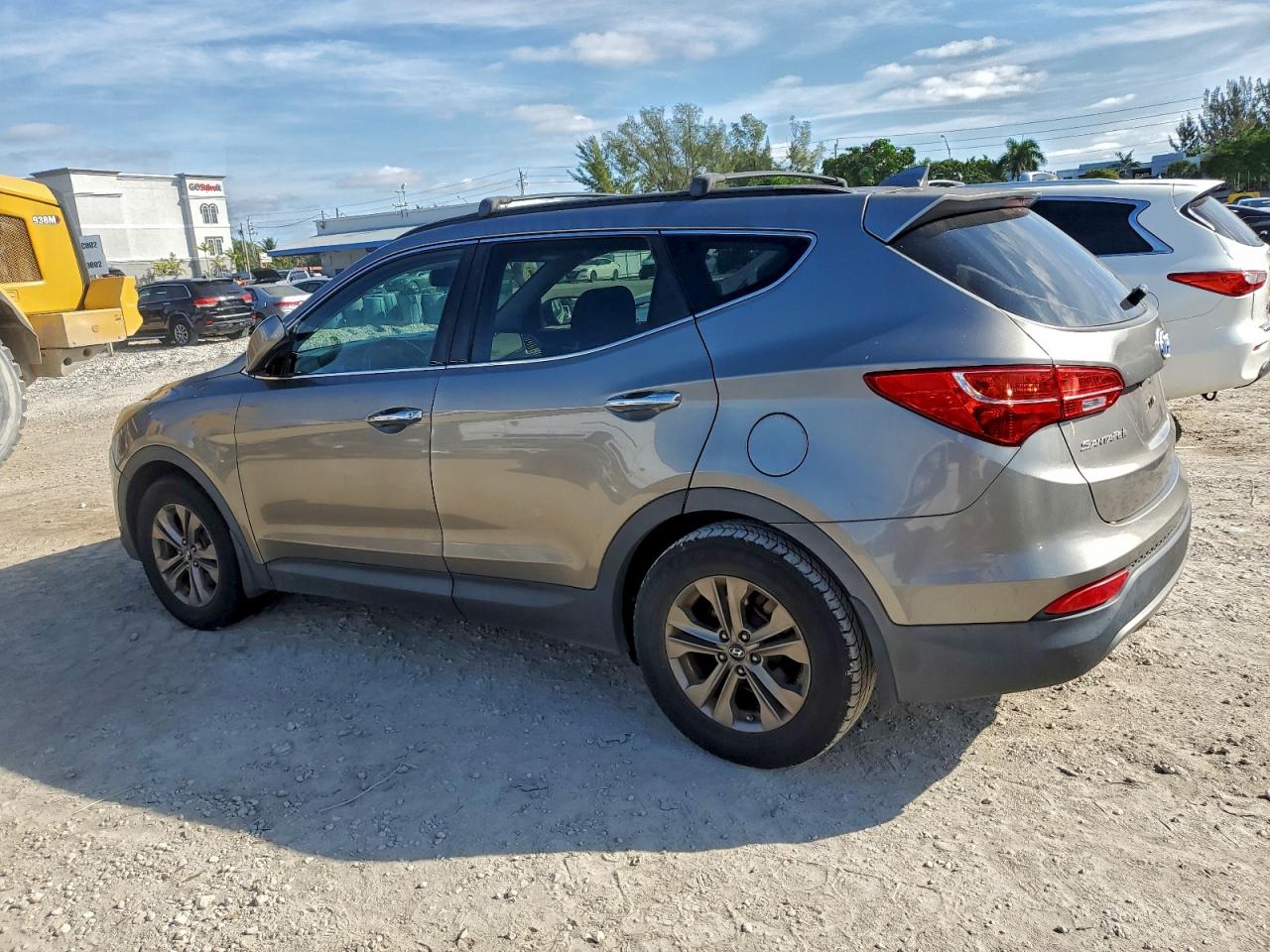 Lot #3305307335 2014 HYUNDAI SANTA FE S