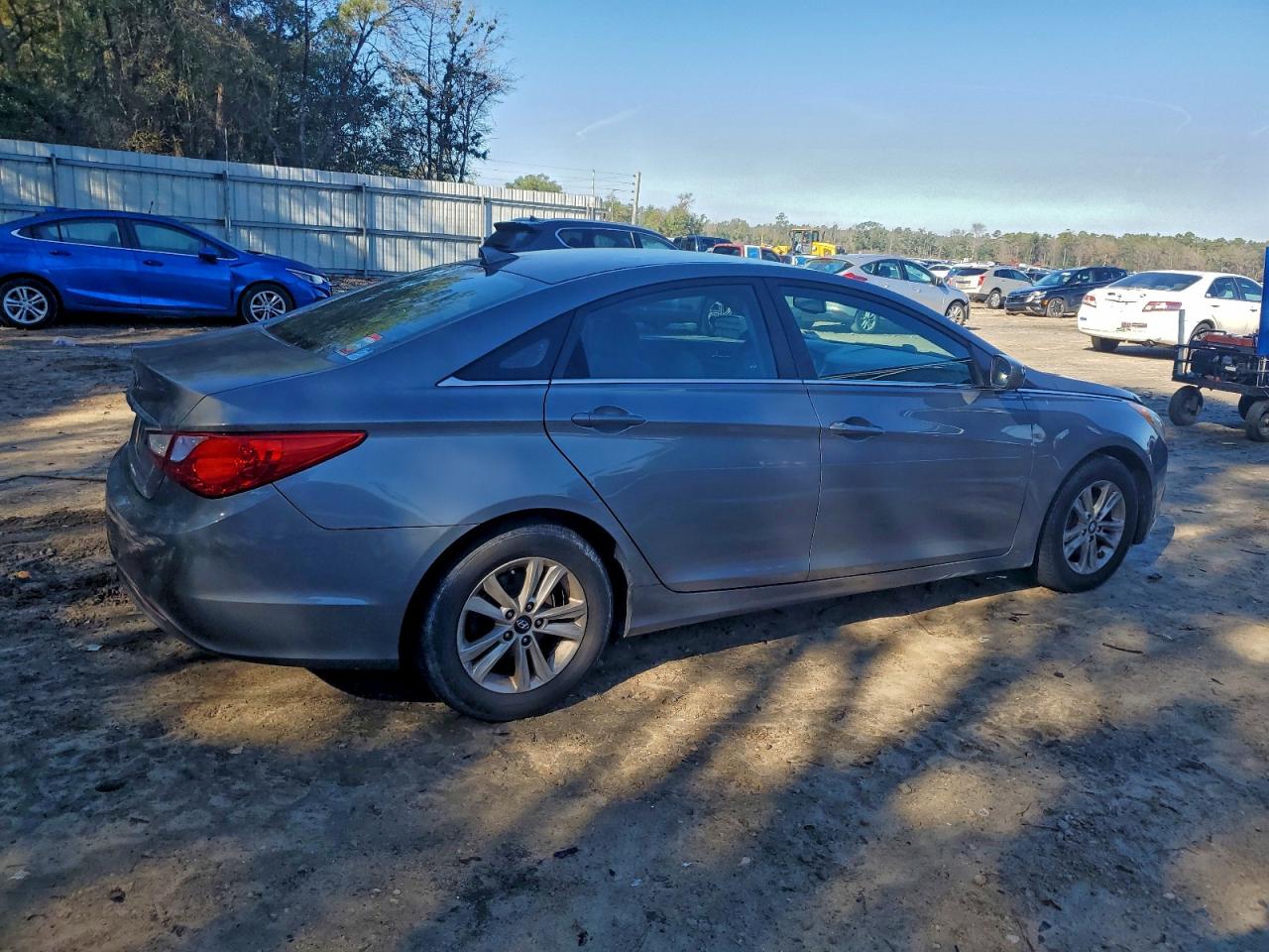 Lot #3311531256 2013 HYUNDAI SONATA GLS