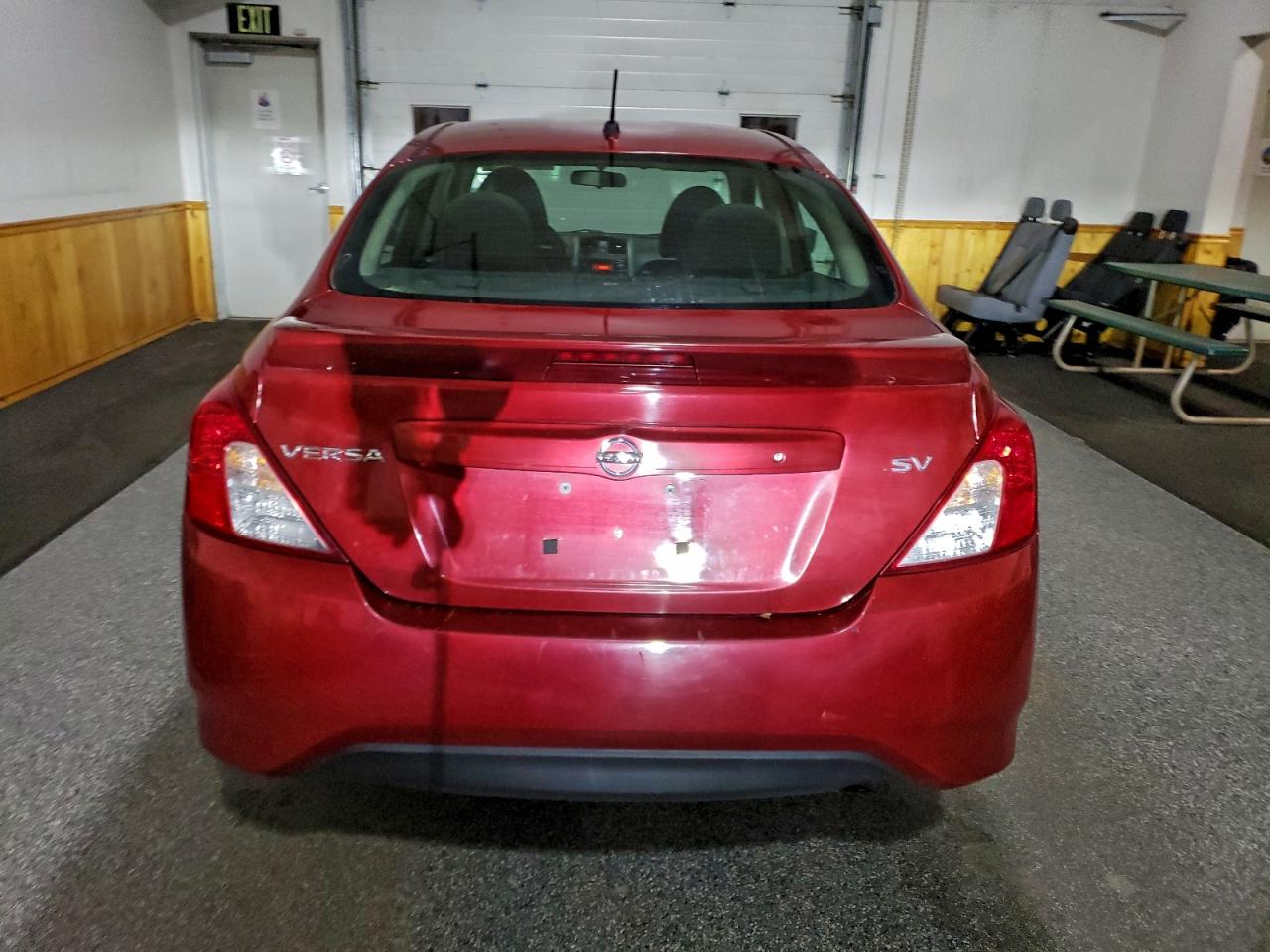 NISSAN VERSA S