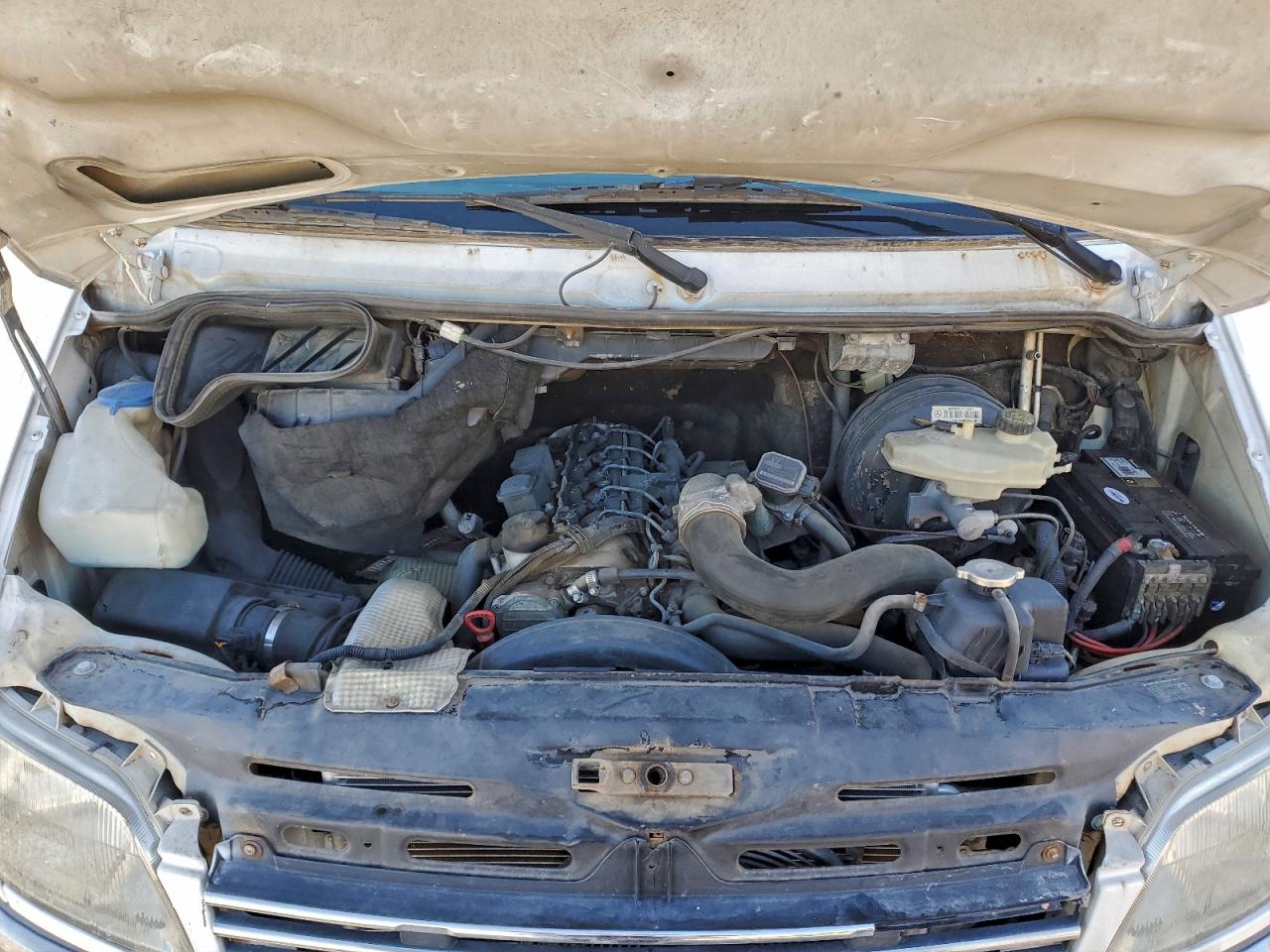 Lot #3308784998 2006 FREIGHTLINER SPRINTER 2