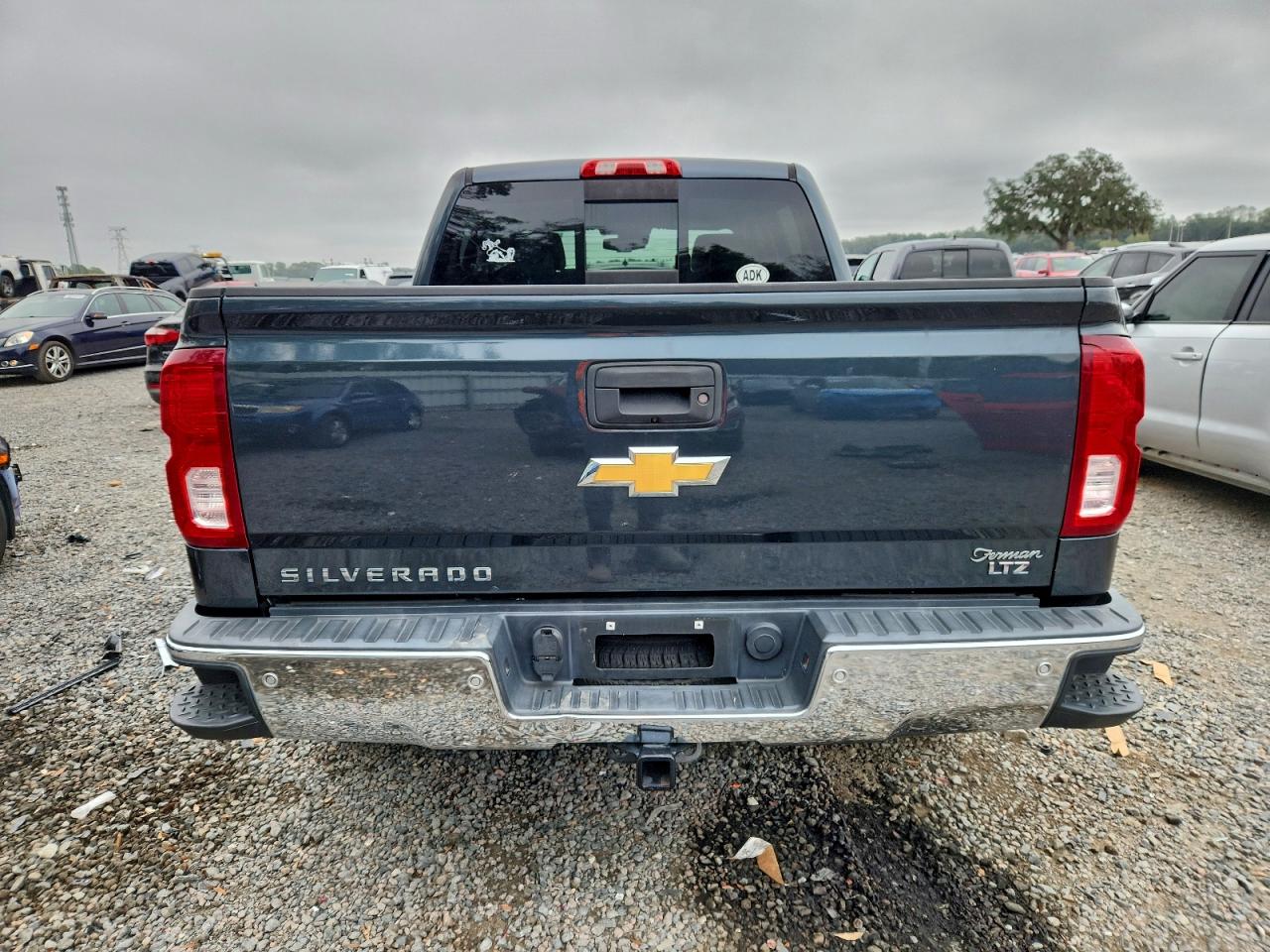 CHEVROLET SILVERADO C1500 LTZ