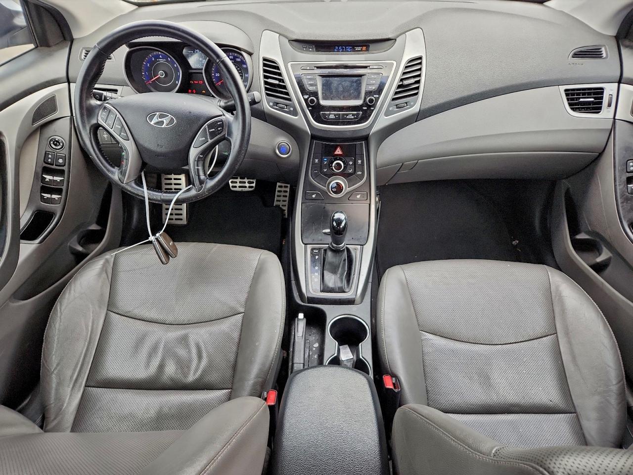 Lot #3309286631 2015 HYUNDAI ELANTRA SE