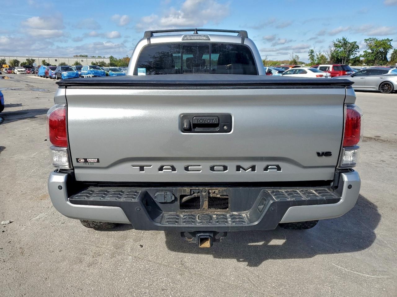 TOYOTA TACOMA DOUBLE CAB