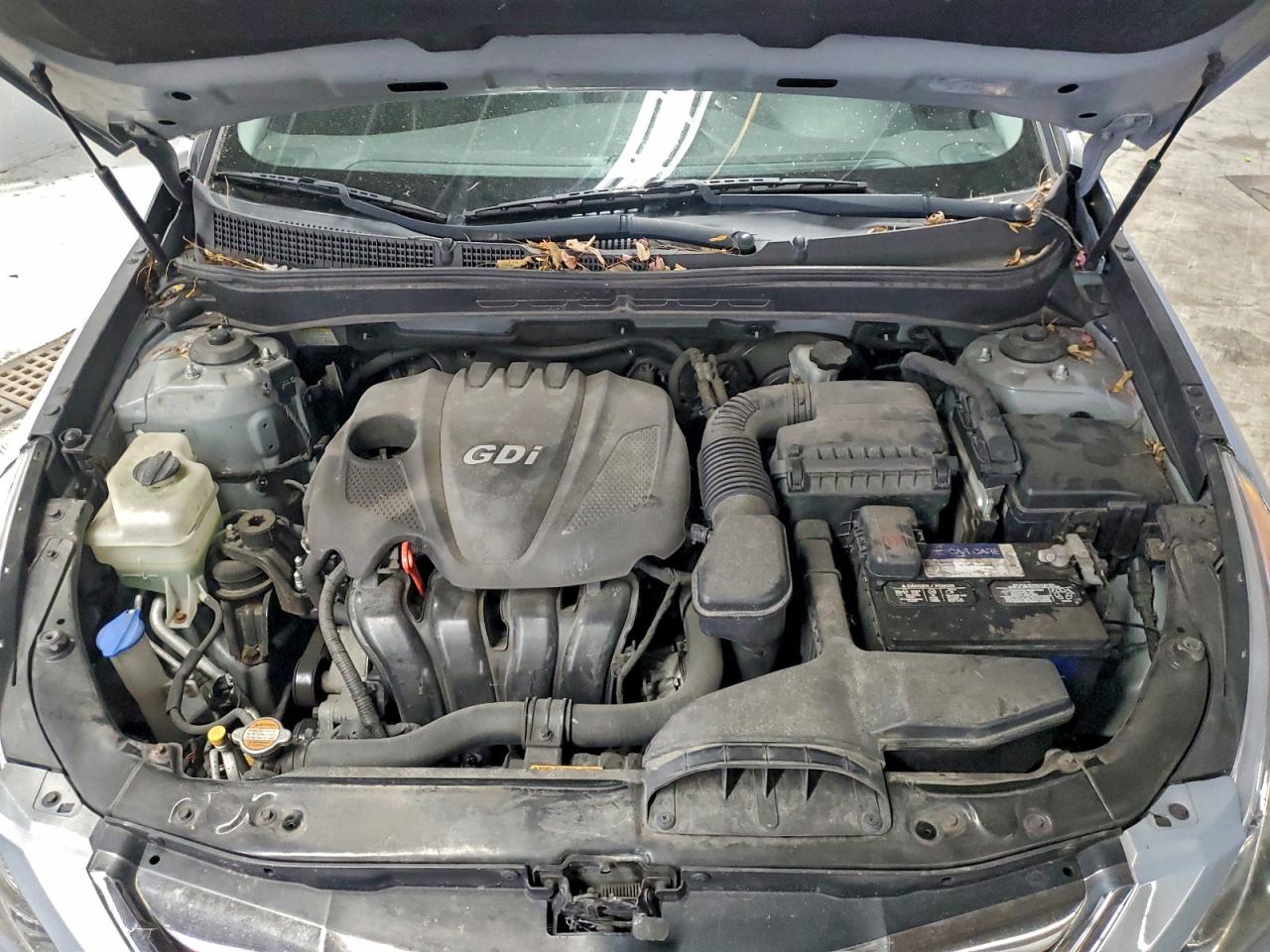 Lot #3302882954 2011 HYUNDAI SONATA SE