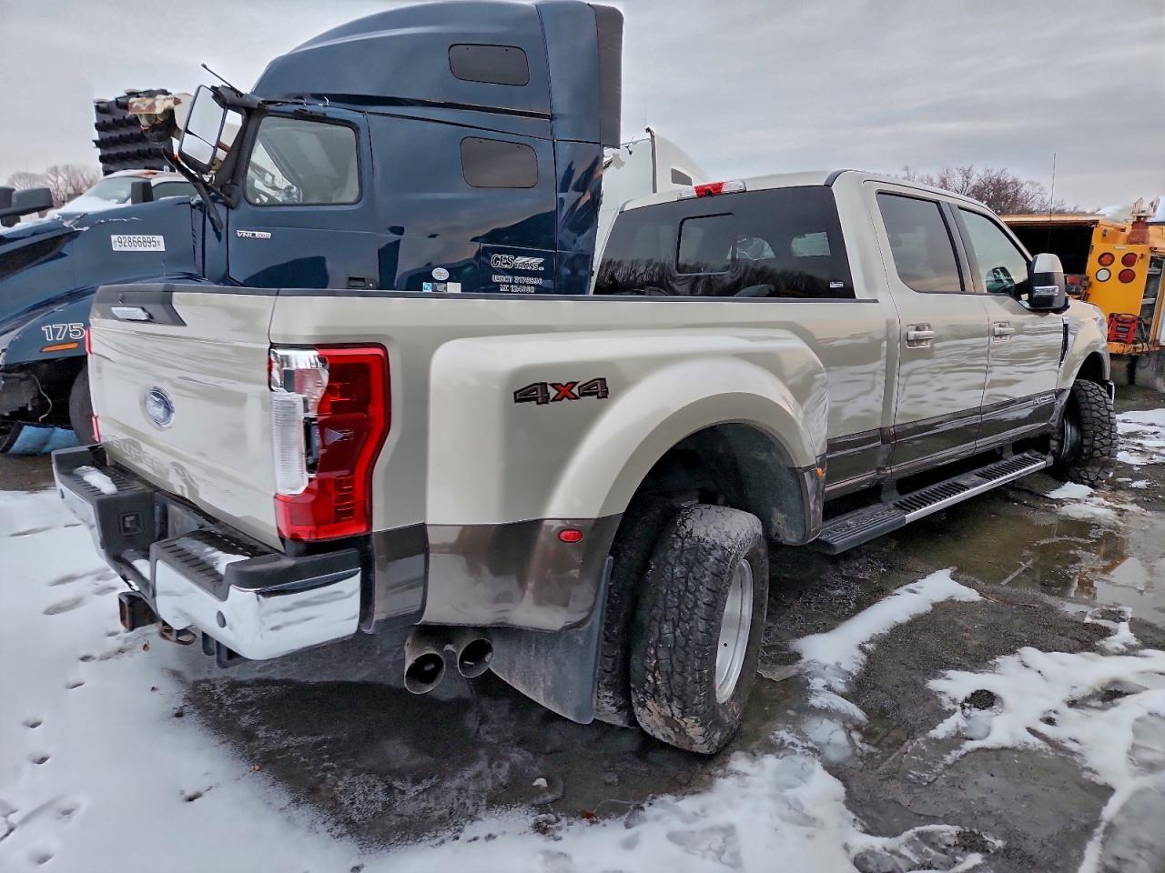 FORD F-350 SUPER DUTY