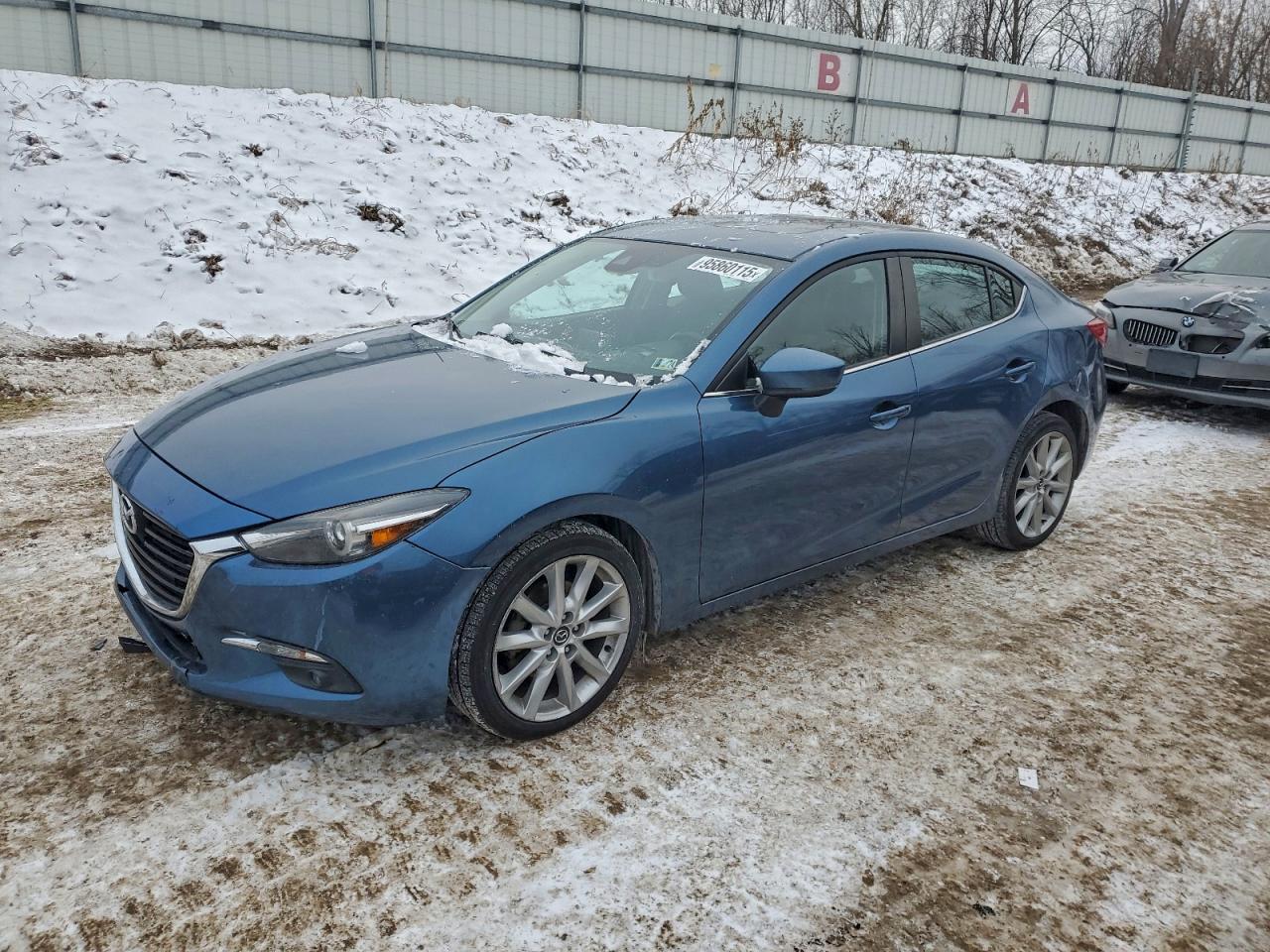 Lot #3309285619 2017 MAZDA 3 GRAND TO