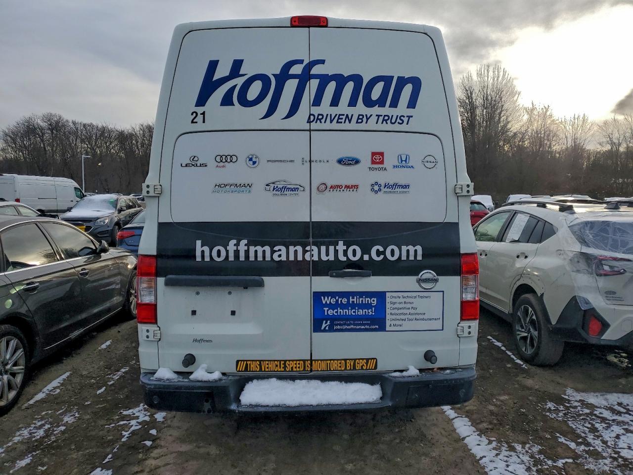 NISSAN NV2500 2500 S