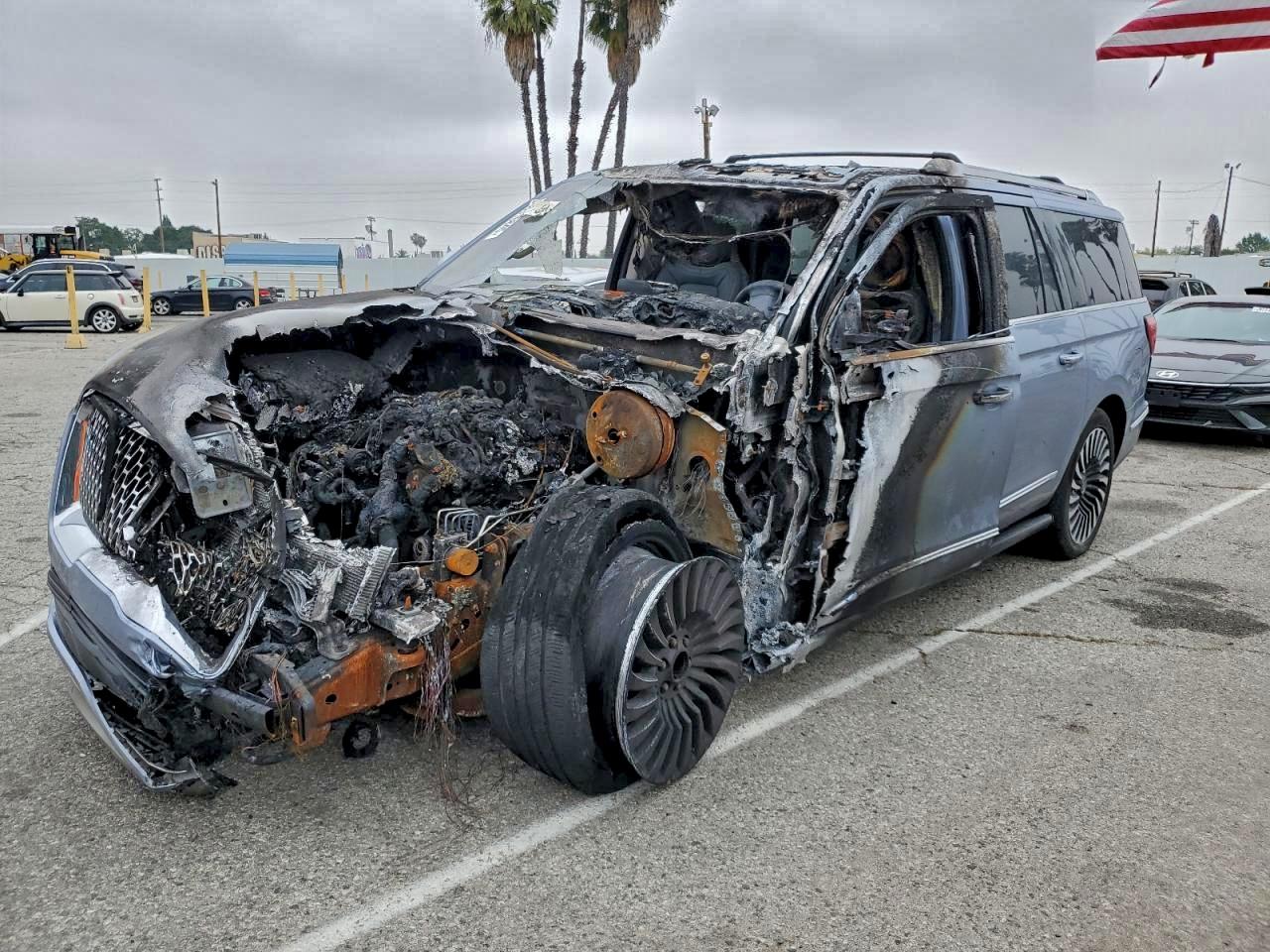 LINCOLN NAVIGATOR L BLACK LABEL