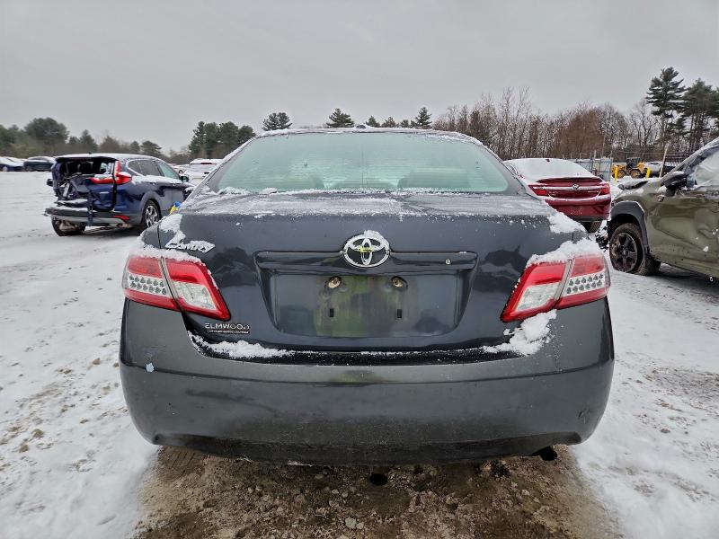2010 TOYOTA CAMRY BASE #3302649011