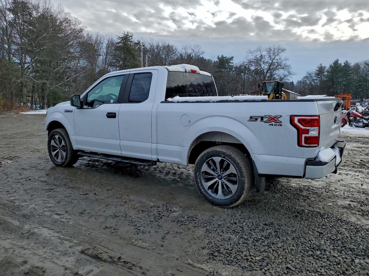 FORD F-150 SUPER CAB