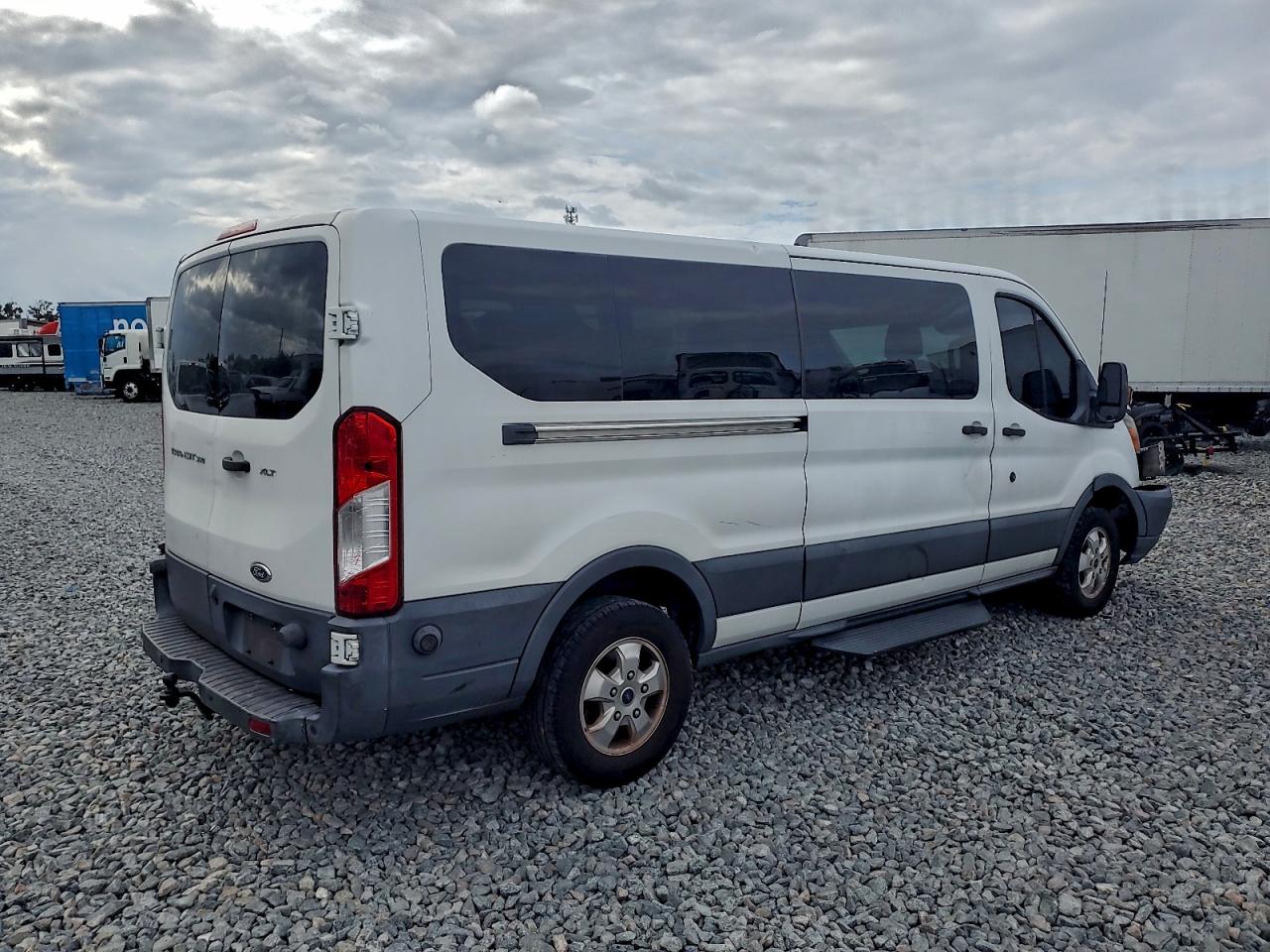 FORD TRANSIT T-350