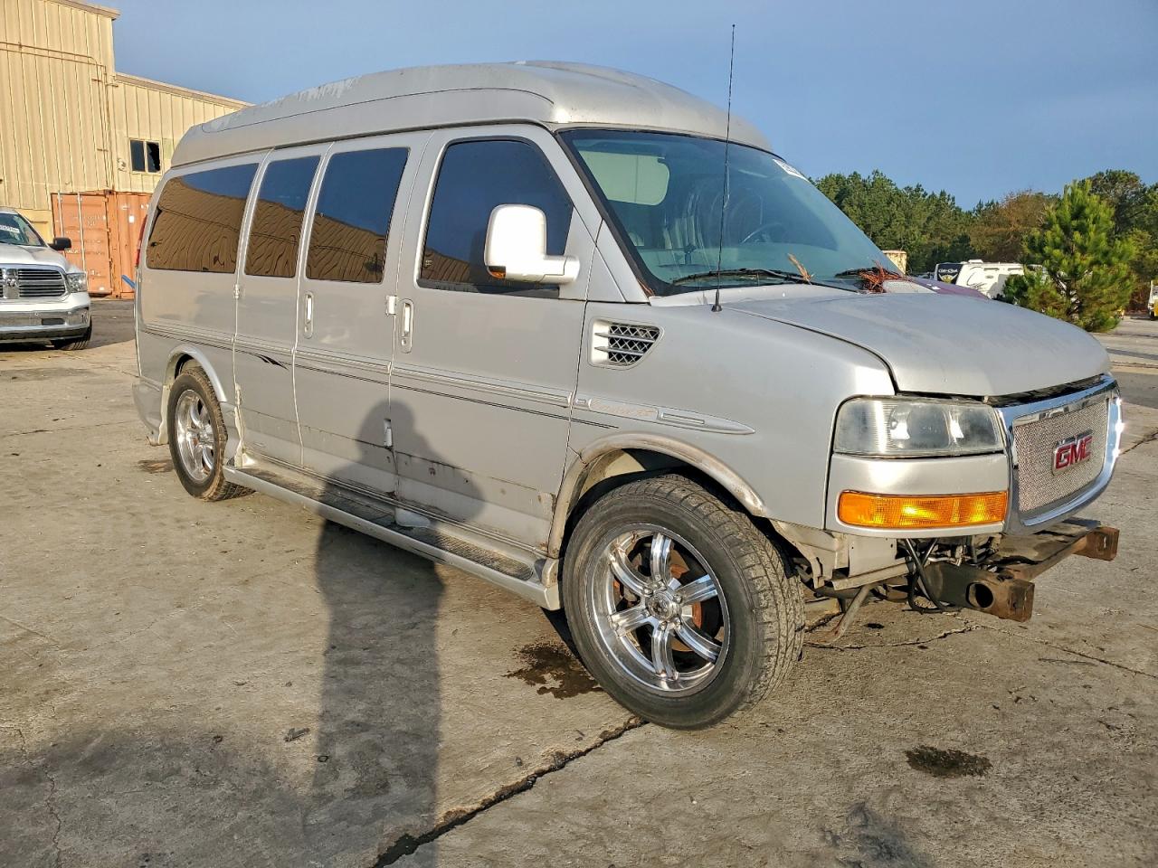 GMC SAVANA RV G1500 4LT