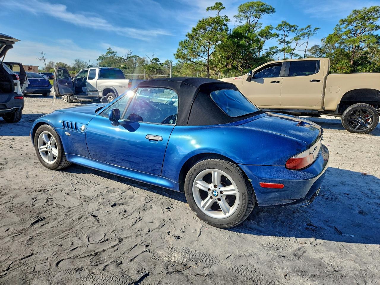 Lot #3318922937 2000 BMW Z3 2.3