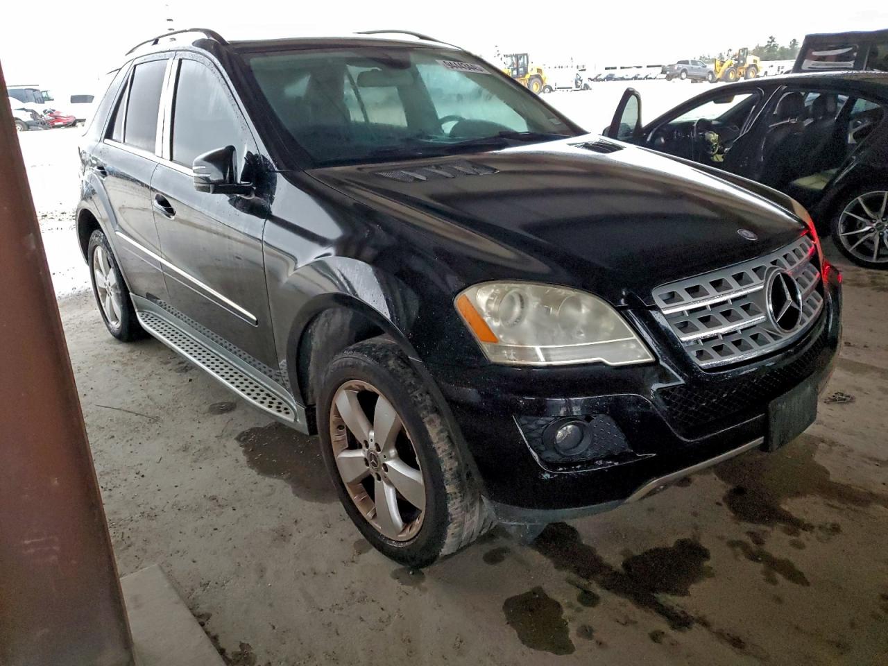 MERCEDES-BENZ M-CLASS 350