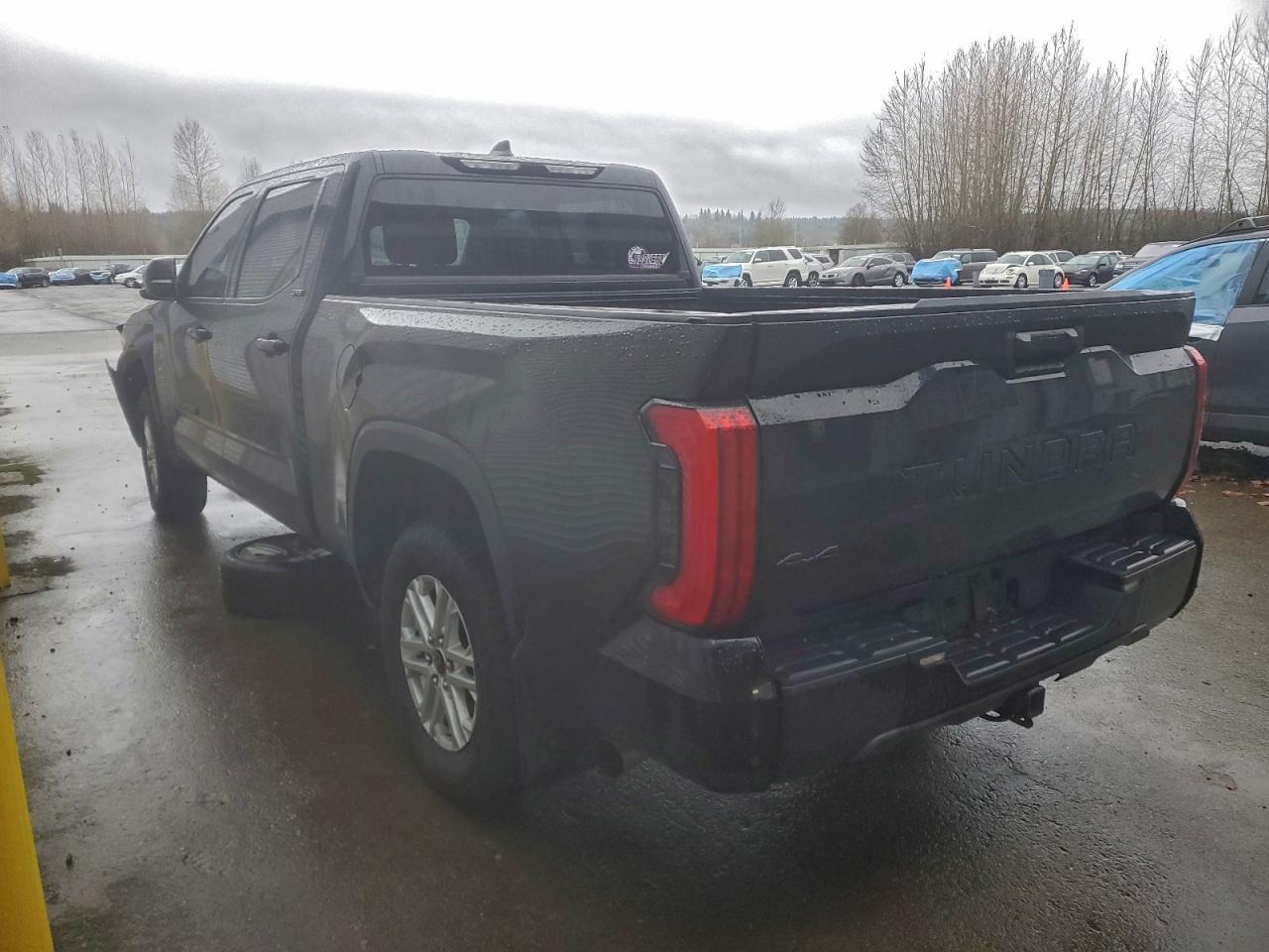 TOYOTA TUNDRA CREWMAX SR5