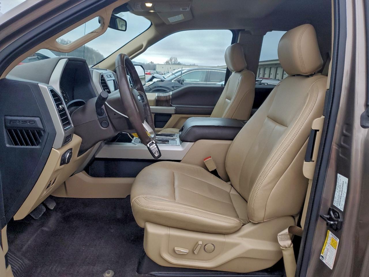 FORD F-150 SUPER CAB