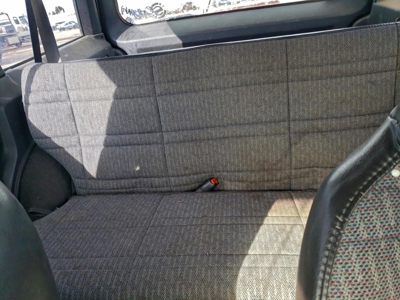 Lot #3305531060 2001 JEEP CHEROKEE S