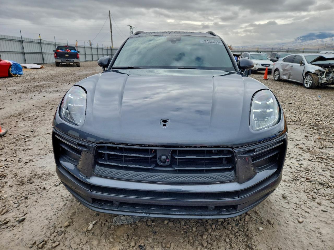 PORSCHE MACAN BASE