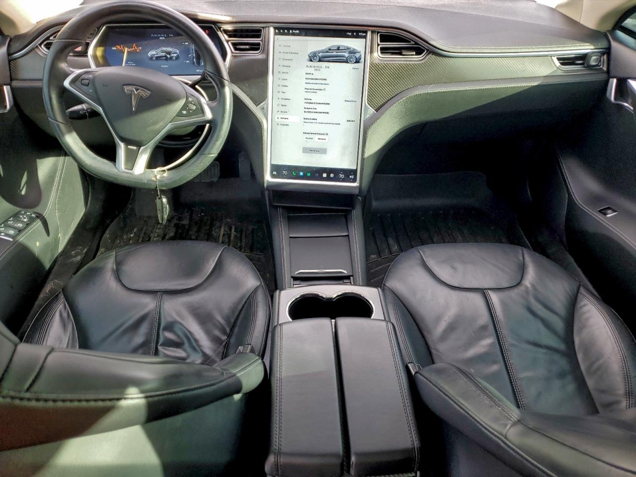 Lot #3317077016 2013 TESLA MODEL S