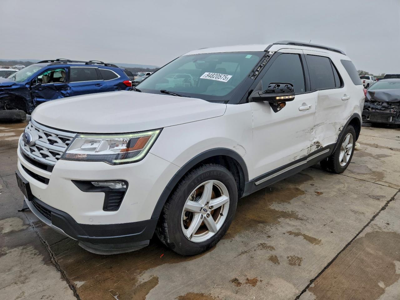 FORD EXPLORER XLT