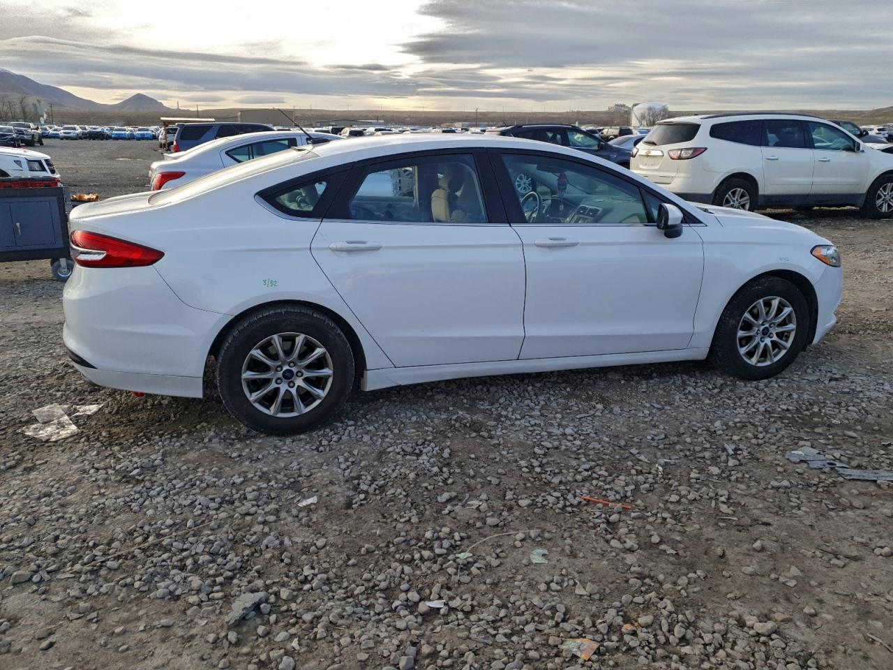 FORD FUSION S