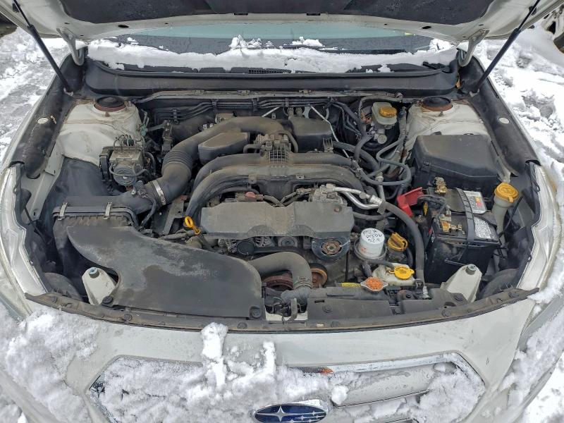 2015 SUBARU LEGACY 2.5 #3303419908