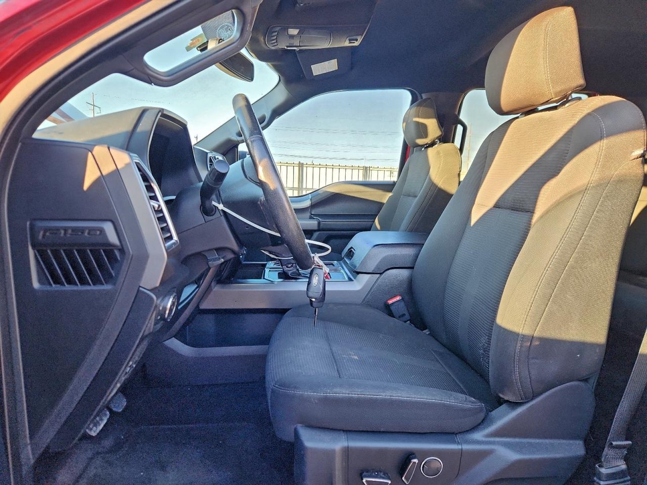 FORD F-150 SUPERCREW