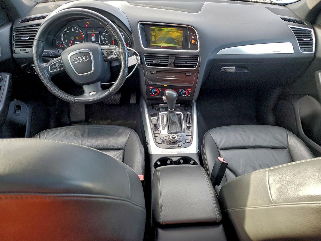 AUDI Q5 PREMIUM PLUS