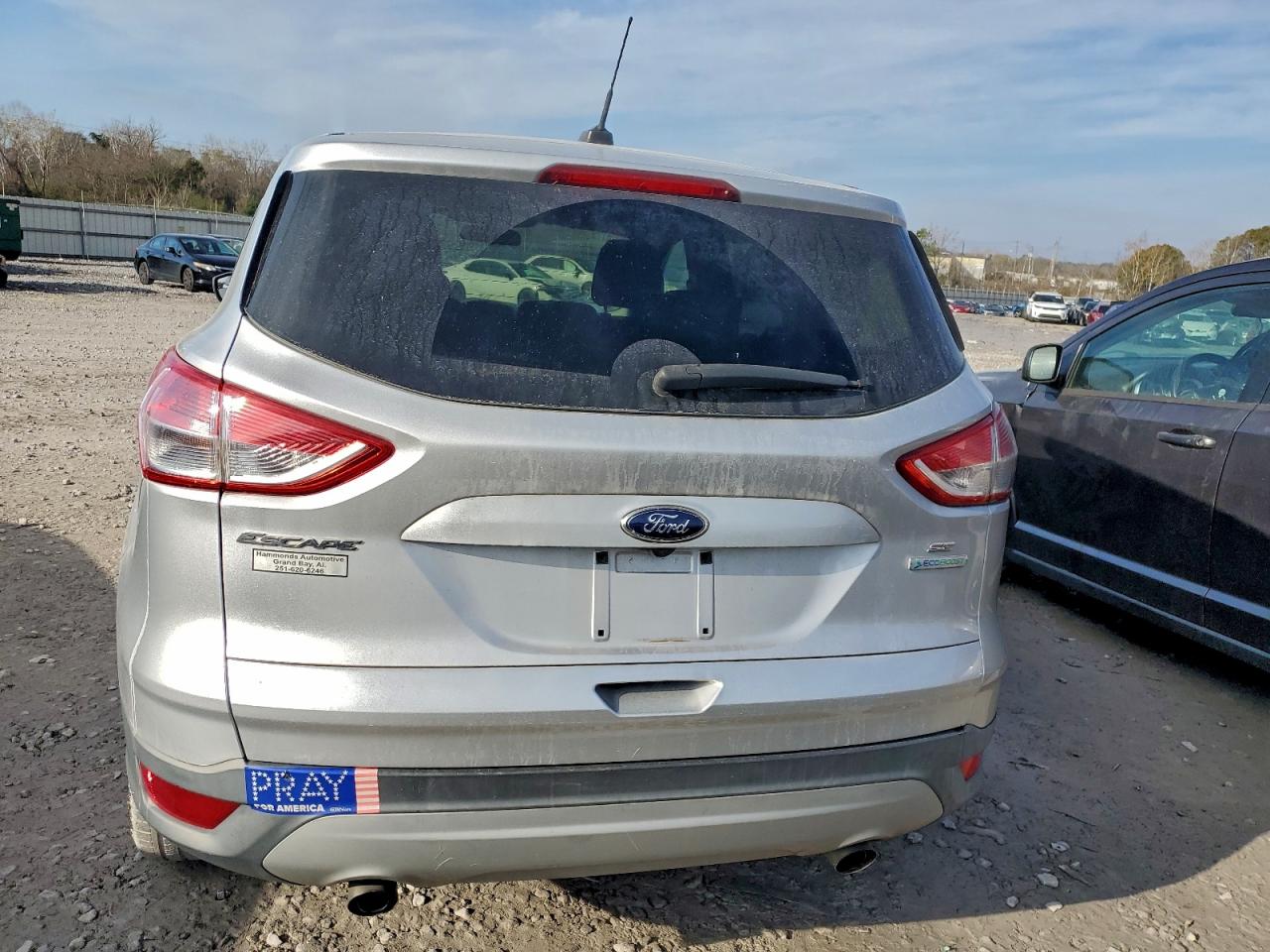 FORD ESCAPE SE