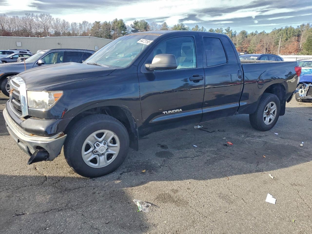 TOYOTA TUNDRA DOUBLE CAB SR5