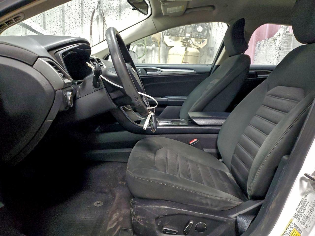 FORD FUSION SE HYBRID