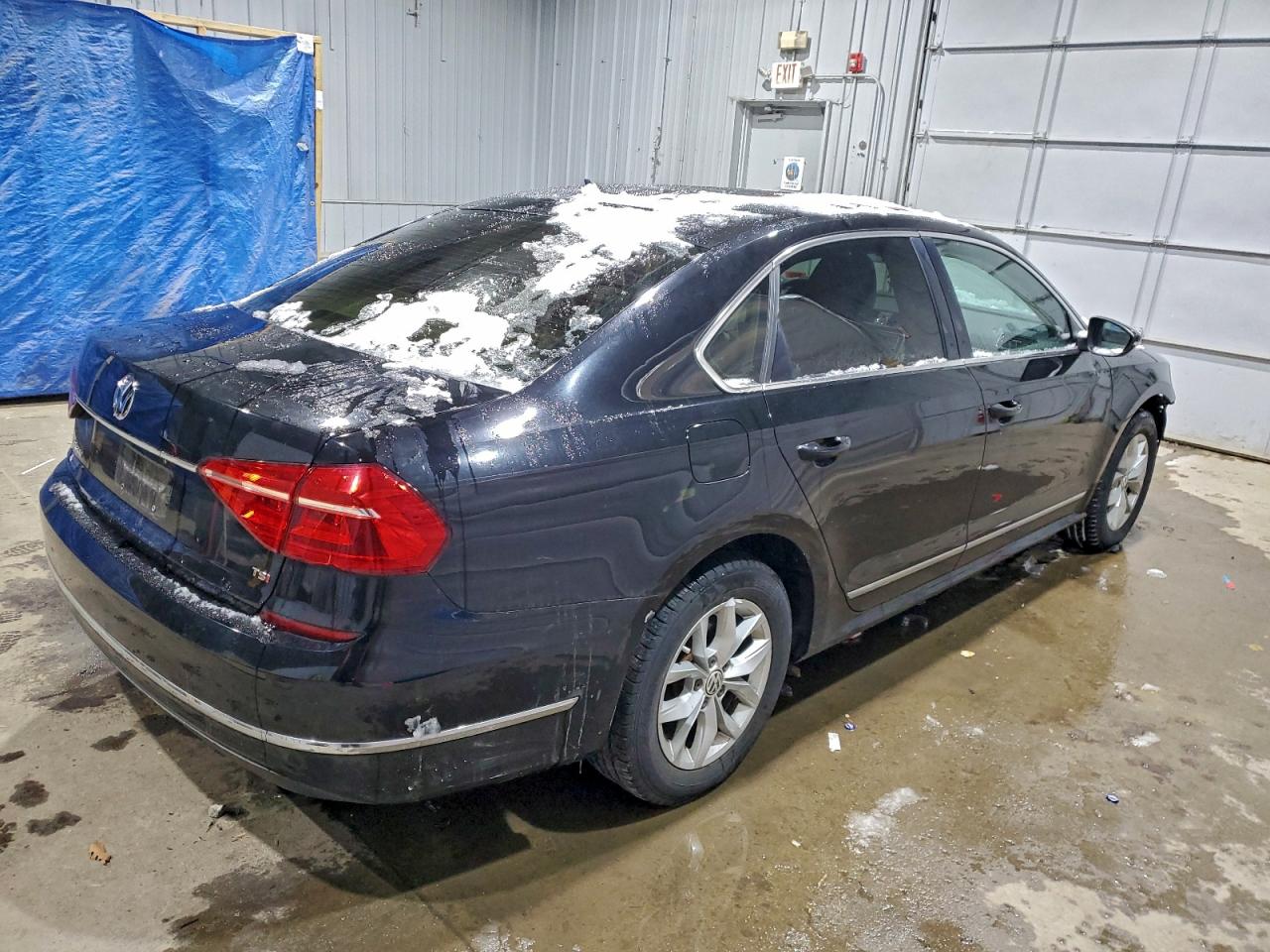 VOLKSWAGEN PASSAT S