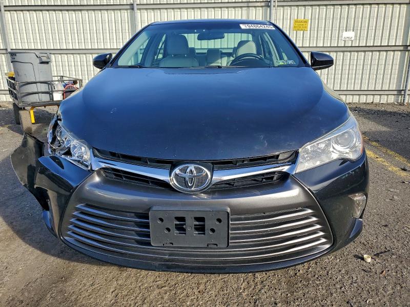 2016 TOYOTA CAMRY LE #3304670968