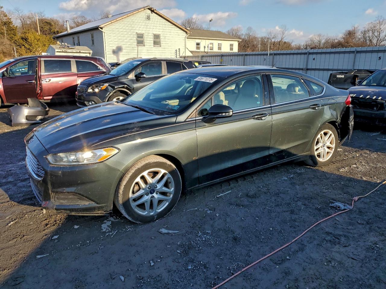 FORD FUSION SE