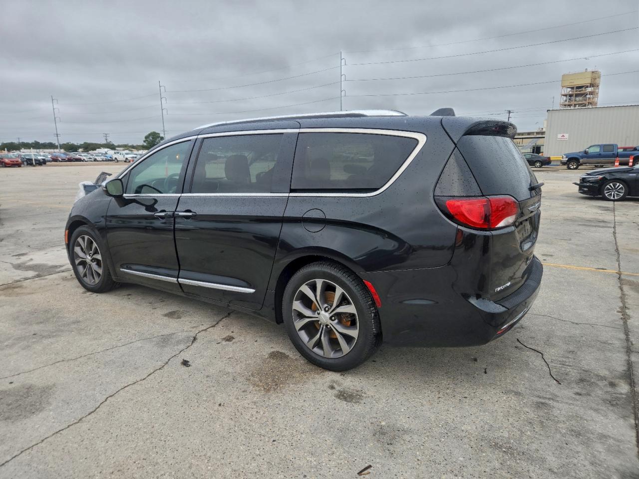 CHRYSLER PACIFICA LIMITED