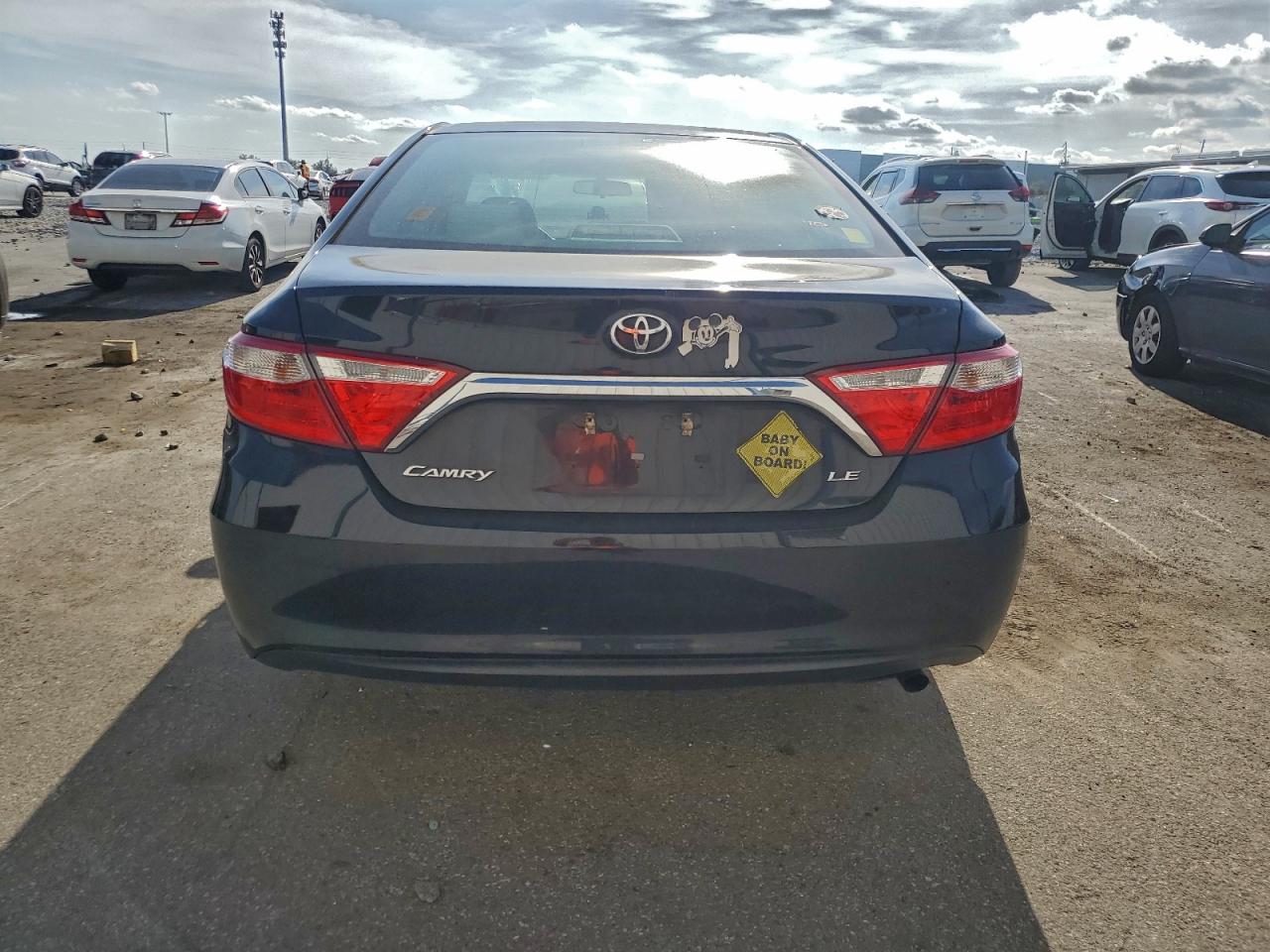 Lot #3309280627 2015 TOYOTA CAMRY LE