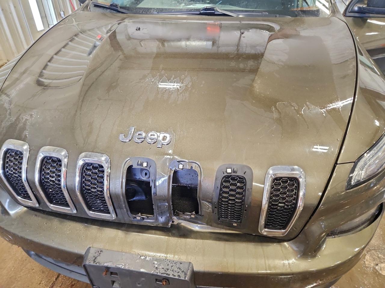 JEEP GRAND CHEROKEE SPORT