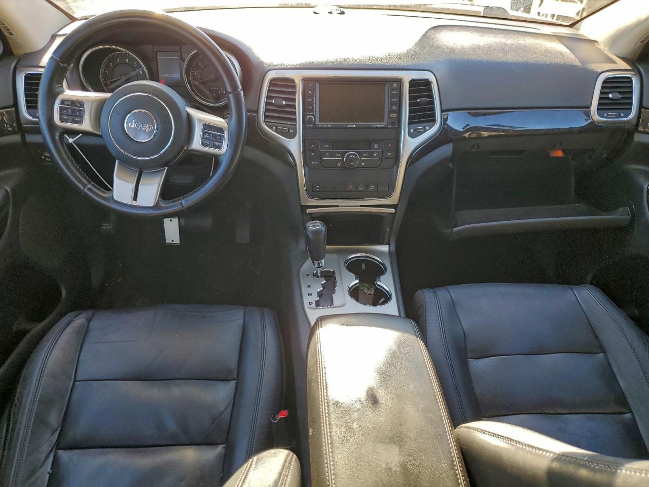 JEEP GRAND CHEROKEE LAREDO