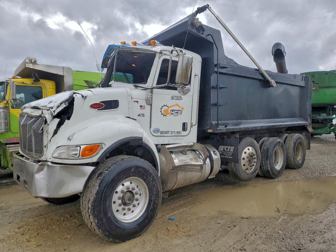 Lot #3311707221 2021 PETERBILT TRACTOR 348