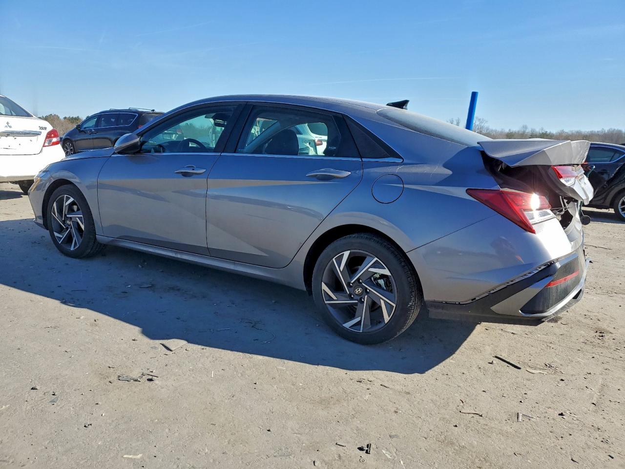 Lot #3305410316 2025 HYUNDAI ELANTRA SE