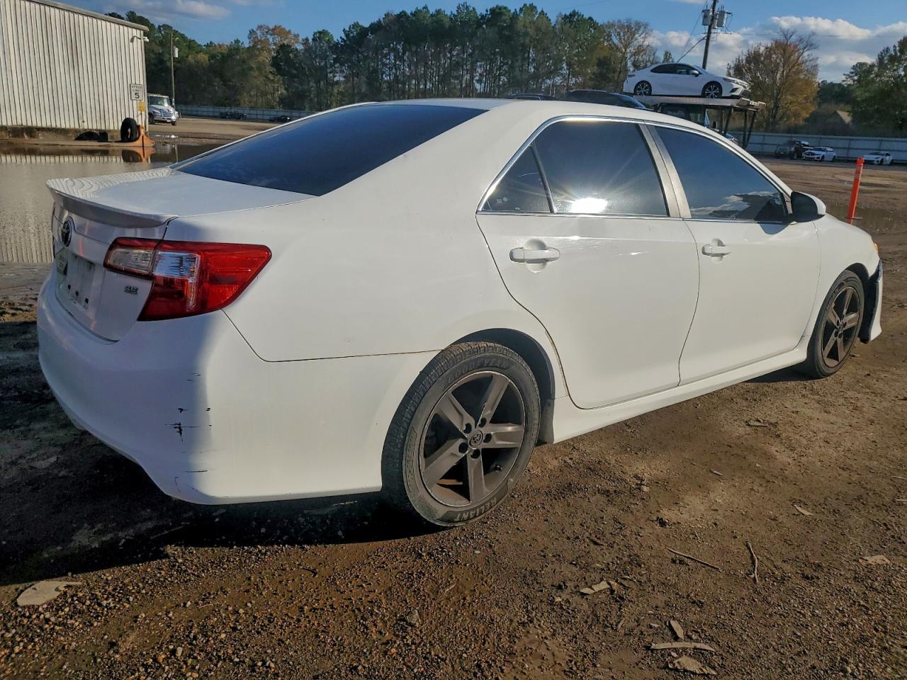 Lot #3316734400 2014 TOYOTA CAMRY L