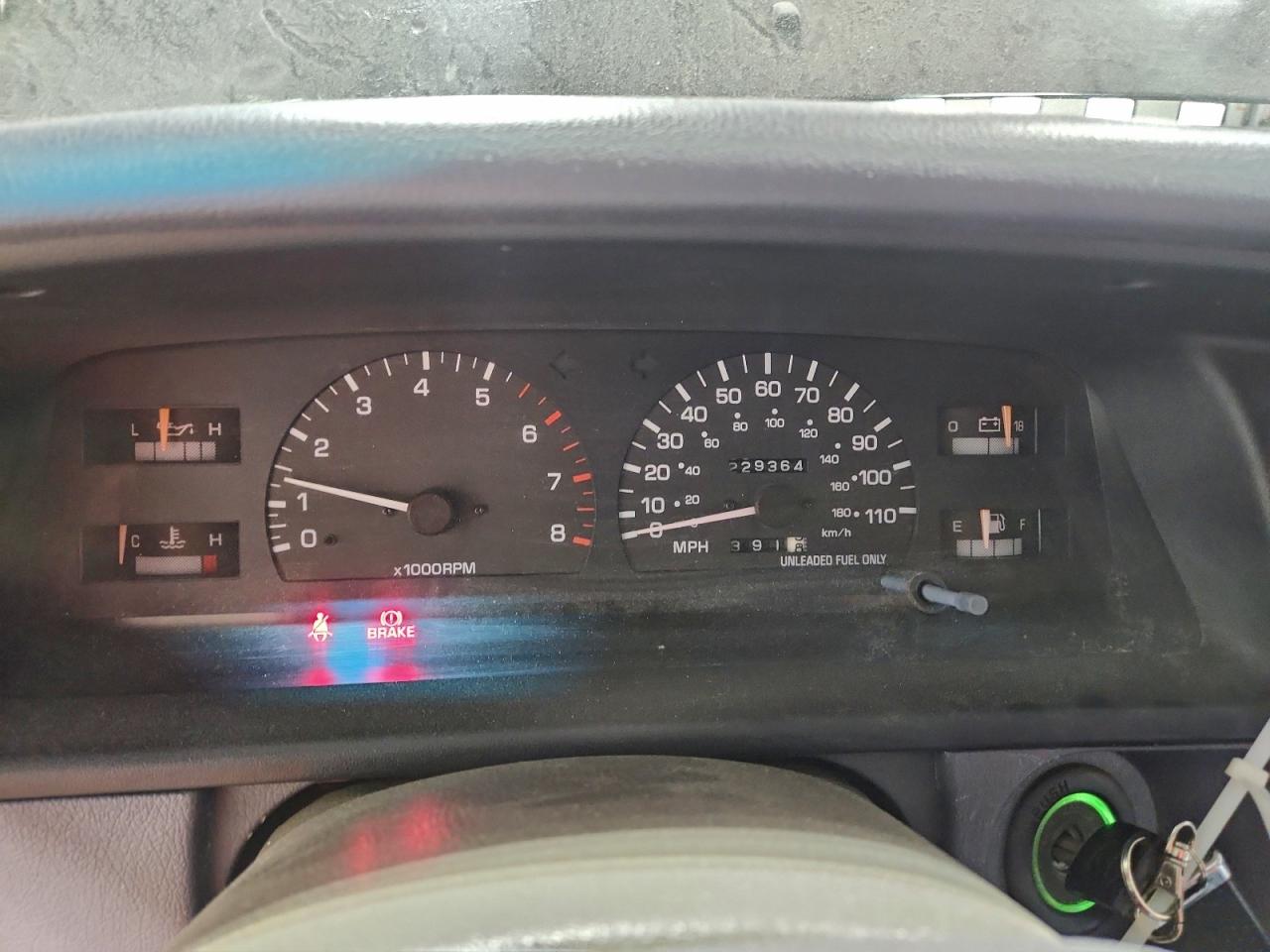 Lot #3317715099 1998 TOYOTA T100 XTRAC