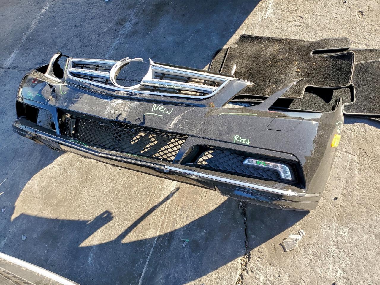 Lot #3316818431 2011 MERCEDES-BENZ E 350