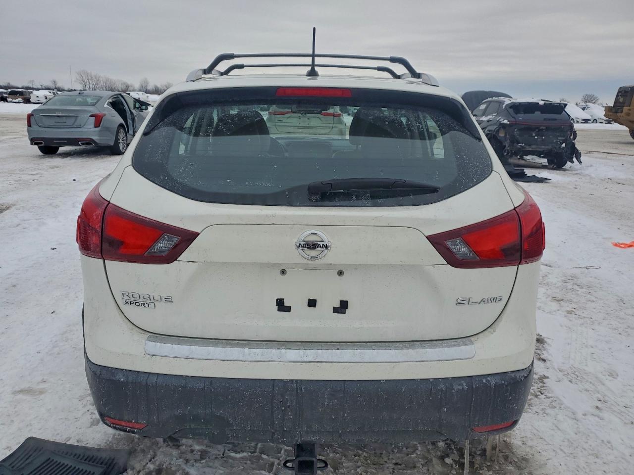 NISSAN ROGUE SPORT S